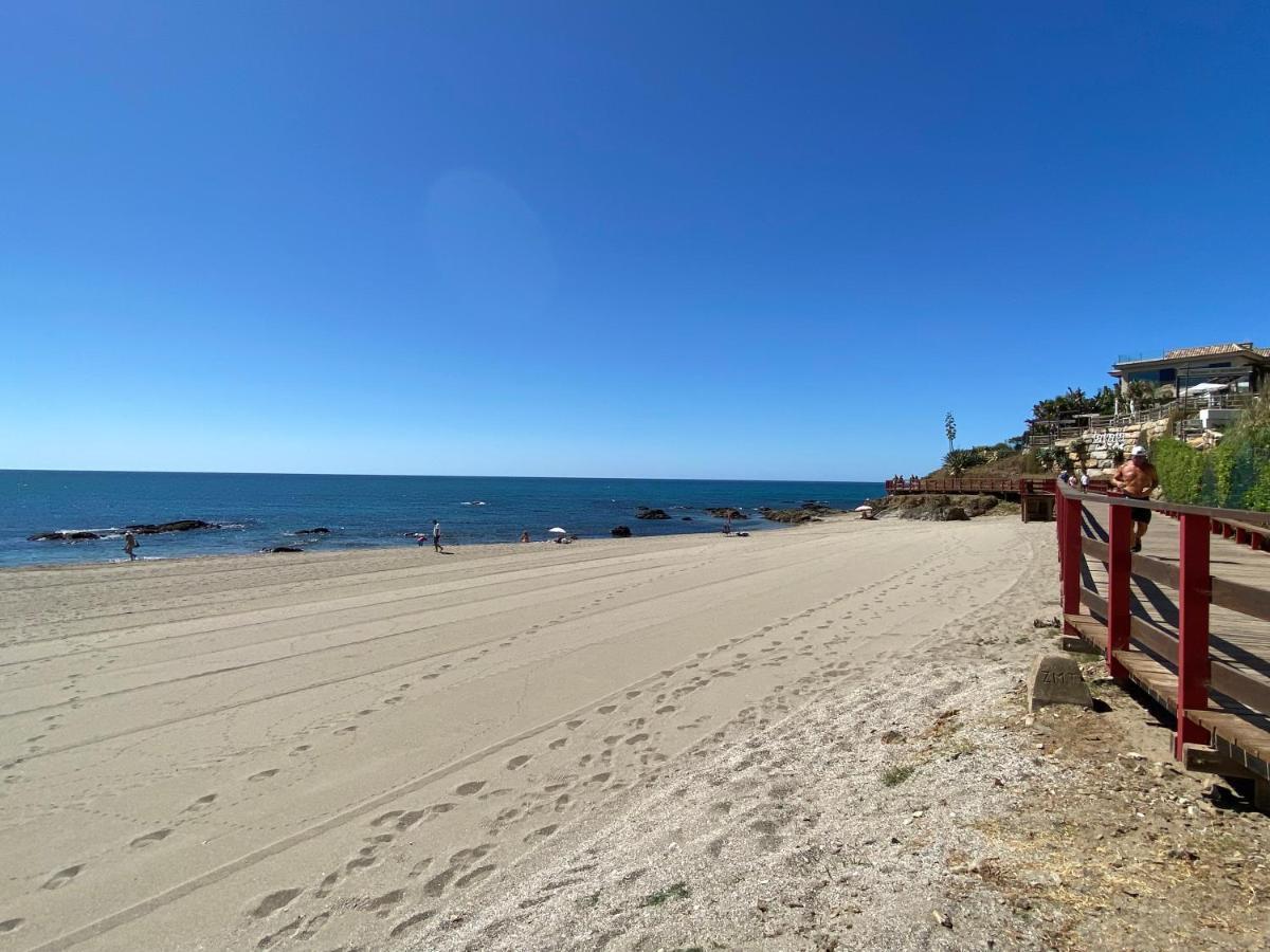 Independent Villa Beach House El Bosque La Cala De Mijas Bagian luar foto