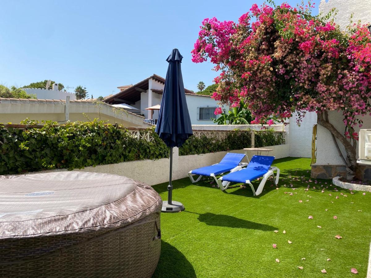 Independent Villa Beach House El Bosque La Cala De Mijas Bagian luar foto