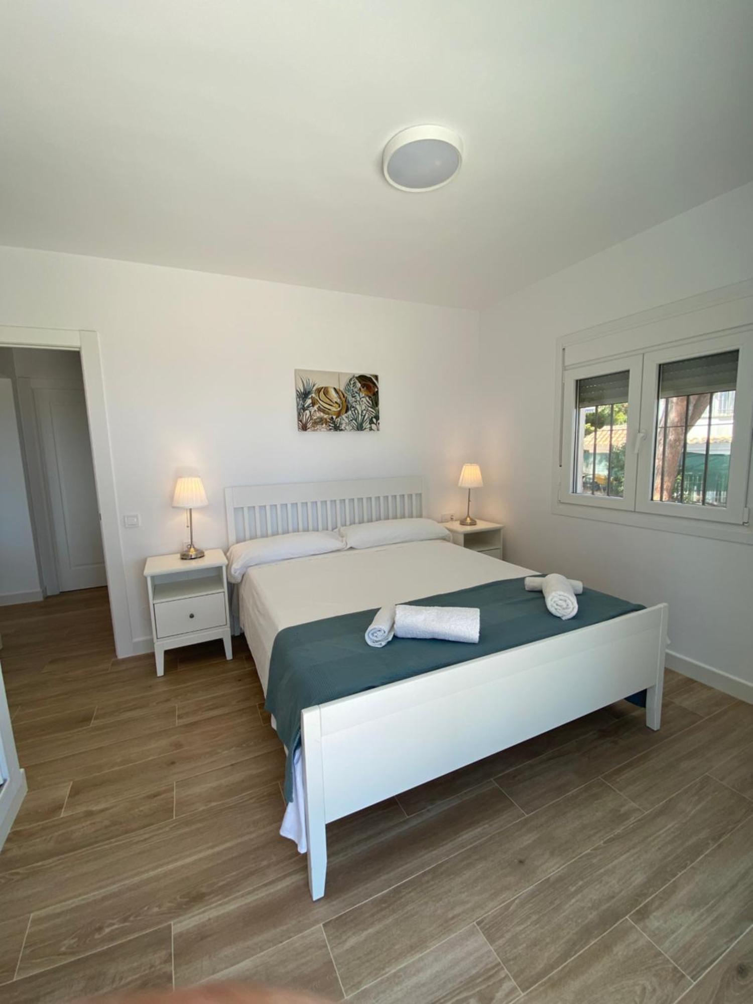 Independent Villa Beach House El Bosque La Cala De Mijas Bagian luar foto