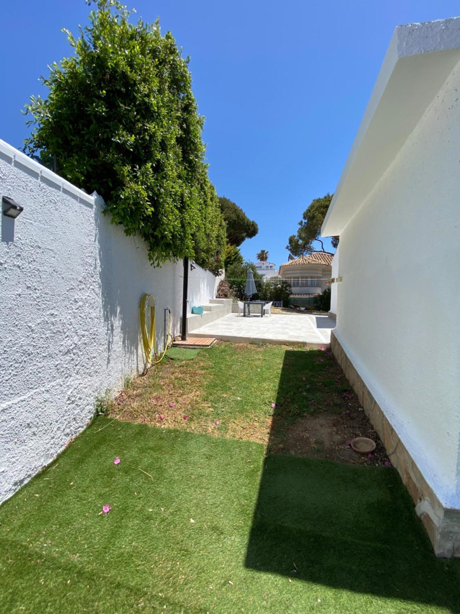 Independent Villa Beach House El Bosque La Cala De Mijas Bagian luar foto