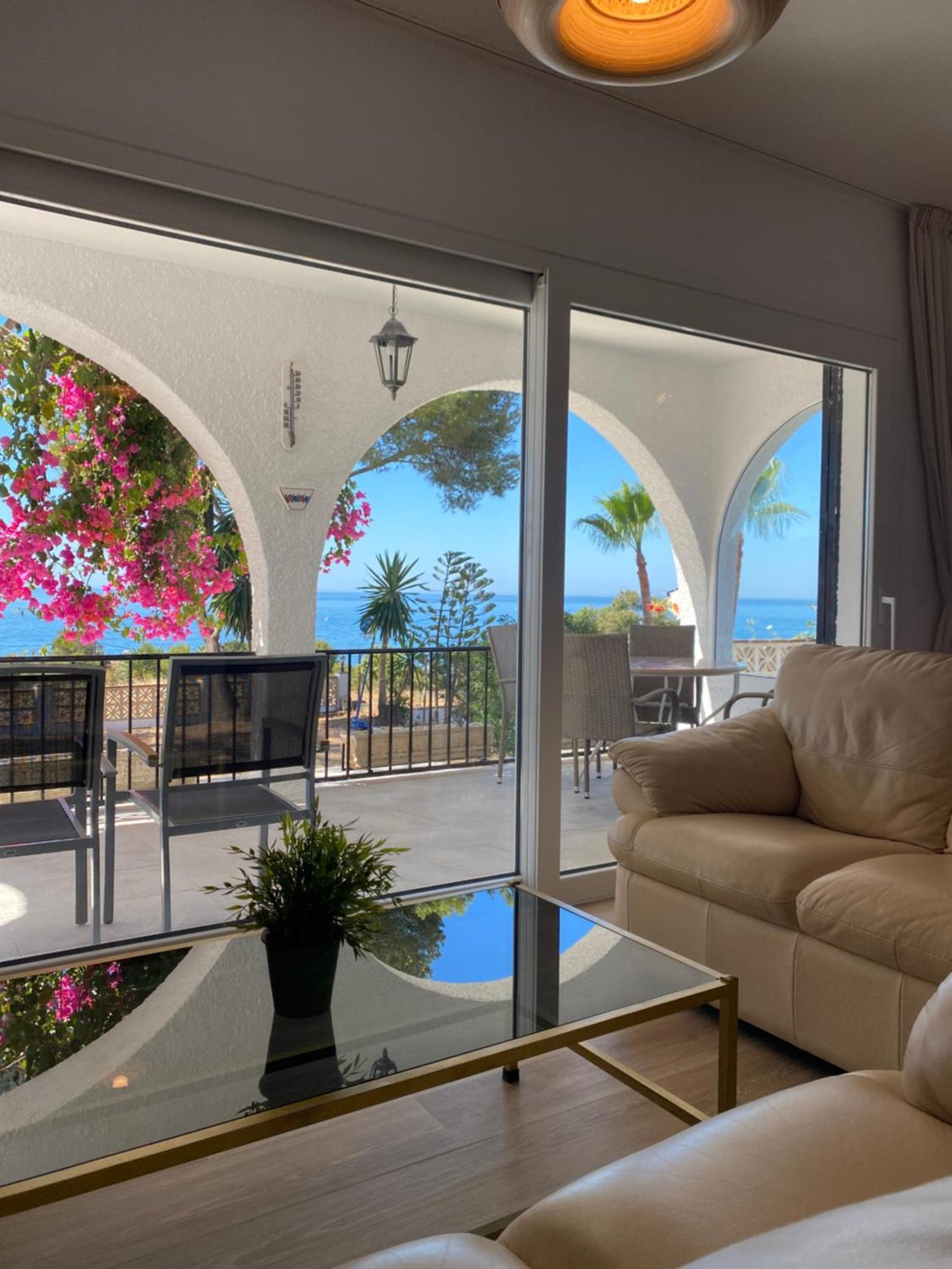 Independent Villa Beach House El Bosque La Cala De Mijas Bagian luar foto