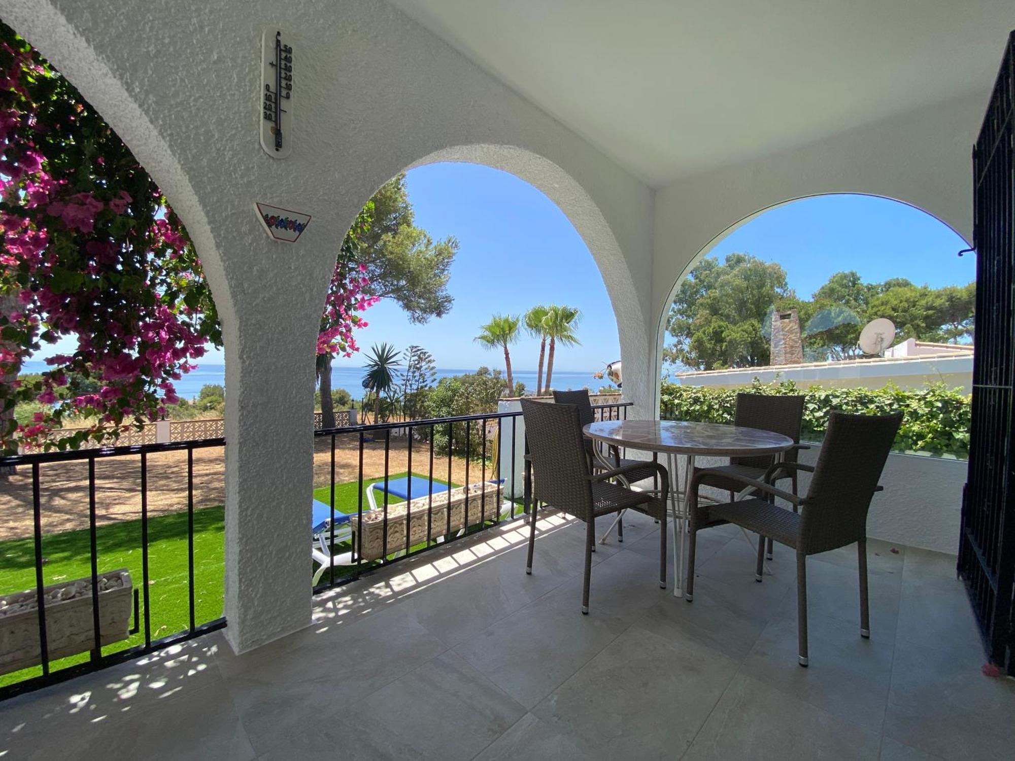 Independent Villa Beach House El Bosque La Cala De Mijas Bagian luar foto