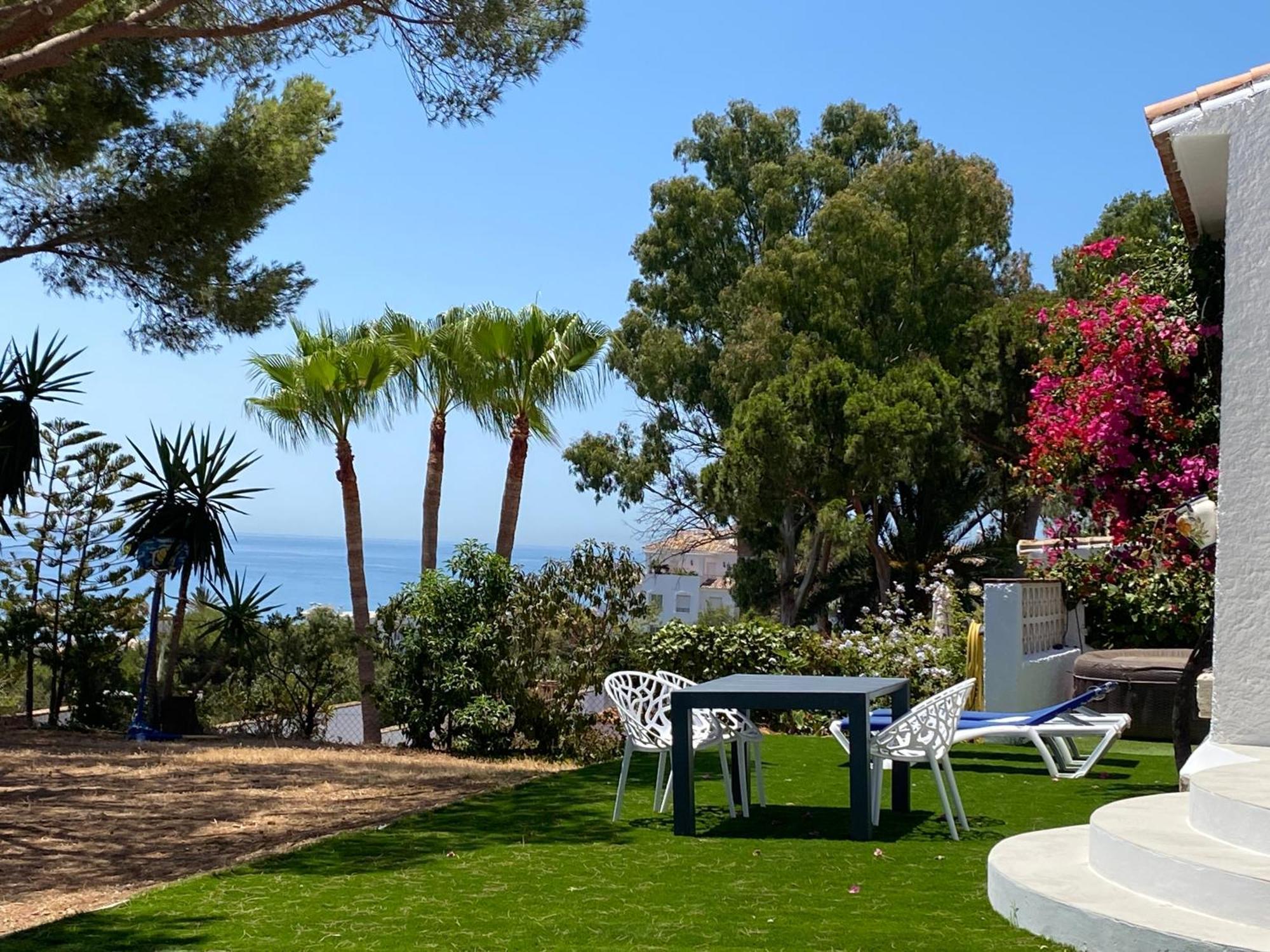 Independent Villa Beach House El Bosque La Cala De Mijas Bagian luar foto